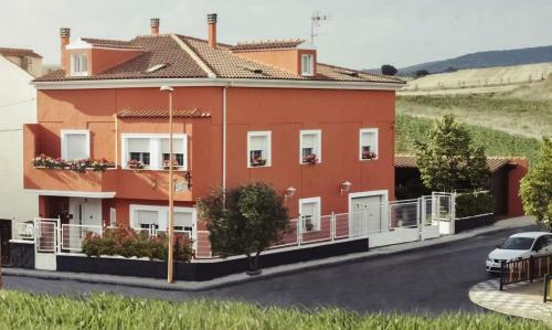 Casa Rural El Sauce. A 2,5 Km De Cuenca Capital