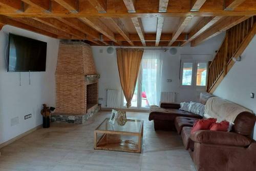 Villa Casa El Roble , A Los Pies De Cab�rceno.