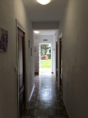 Casa Con Jard�n