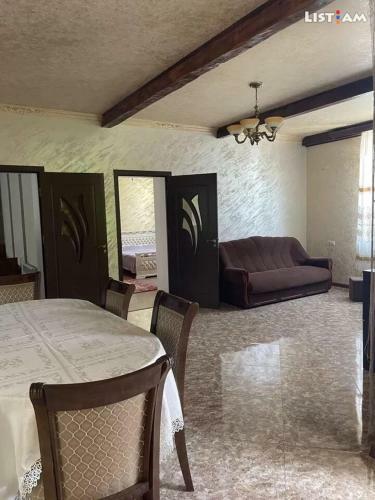 Emili Rest House
