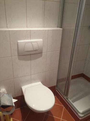 Hostal Pension Wieser "baschtlmai"
