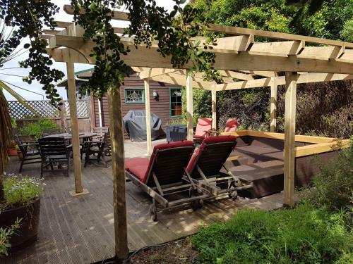 Private Seaside Couples Hideaway