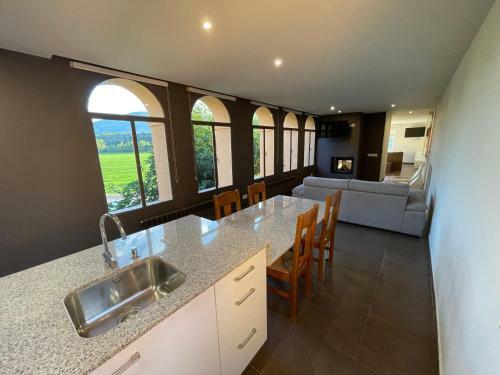 Apartaments Parapent Fly Escales