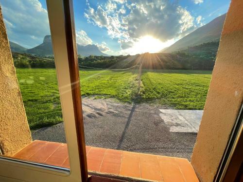 Apartaments Parapent Fly Escales