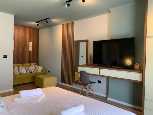 Bluetique Apartments Himara
