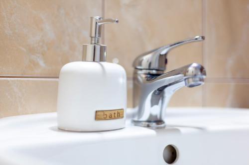 Hotel Toni Retzo Rooms