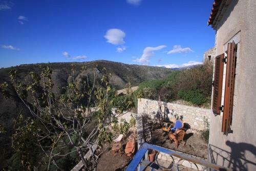Villa Belvedere, Upper Qeparo