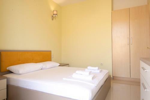 Llamana Apartment Himare