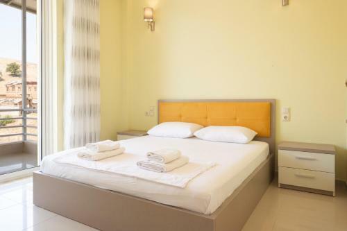 Llamana Apartment Himare
