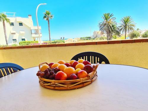 Apartamento Con Piscina Frente Al Mar. Oliva Nova