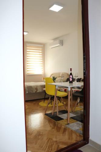 Apartman Studio 2