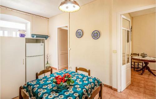 Two-bedroom Apartment In Osor