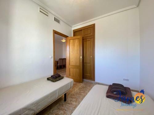 La Cinuelica R14, 1st Floor Apartment With Com Pool L120