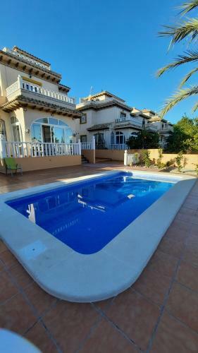 Los Dolses Don Juan,villa Avec Piscine Priv�e