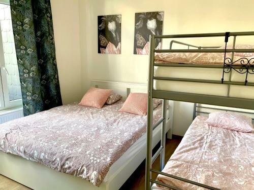 ?arnot Apartments Zoo Area