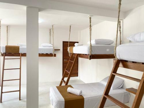 Hotel Xibalba In Town