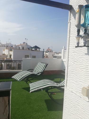 Villa With Private Pool And Rooftop Bar With Bbq