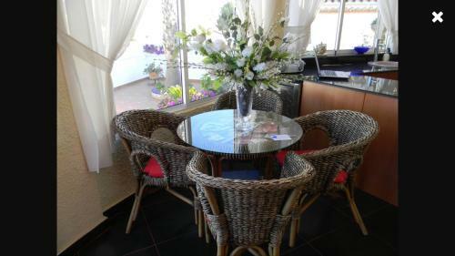 Gorgeous Detached Villa Available To Rent