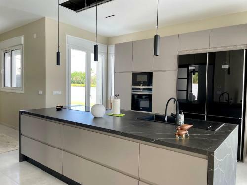 Luxury Seaside Villa With Private Pool In Cabo Roig