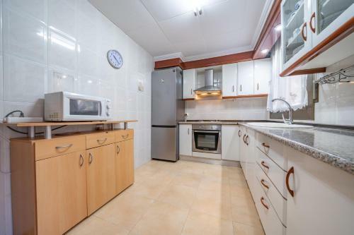 Homeholidaysrentals Arenal - Costa Barcelona