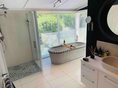Greywoods: The Hamptons Of Daylesford