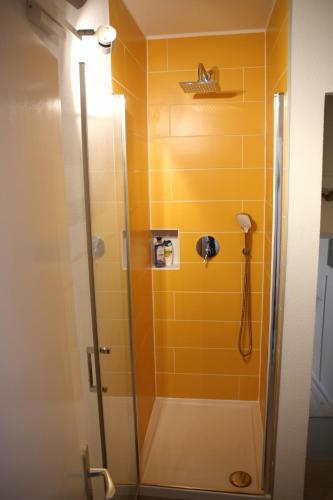 Apartamento Airolo With Private Parking