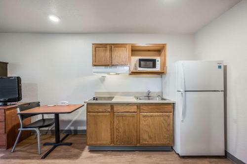Hotel Woodspring Suites Montgomery