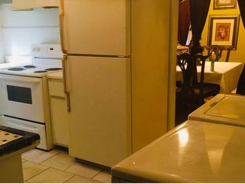 2 Bedroom Sleeps 6 Spacious Luxury Apartment 79