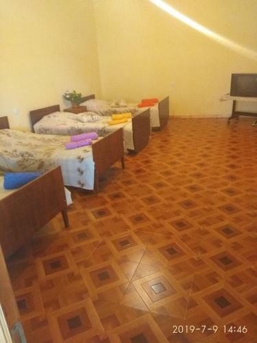 Hostal Nnn Guest House