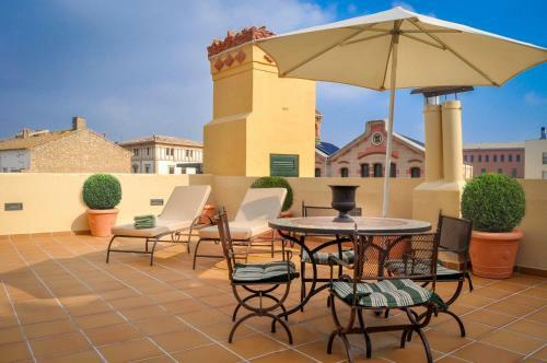 Can Felip Apartments