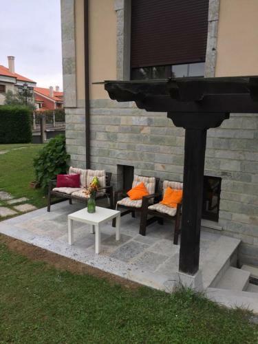 Apartamento Independiente Con Jard�n Privado