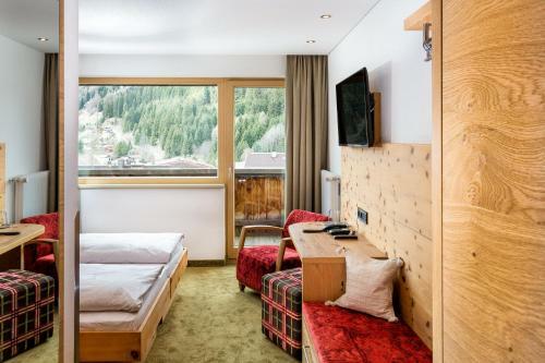 Bed & Breakfast Hotel Garni Ernst Falch