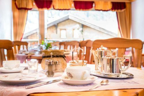 Bed & Breakfast Hotel Garni Ernst Falch
