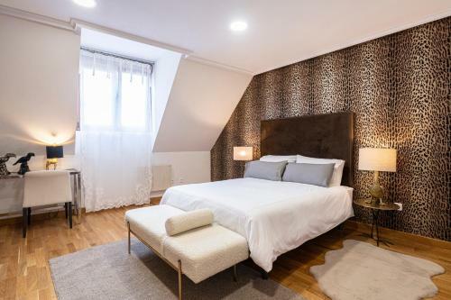 Apartamento De La Guardia Suite Rosal