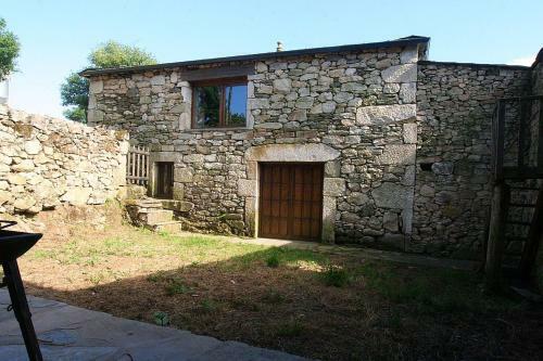 2 Bedrooms House With Wifi At Paradela