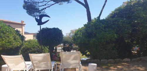 Casa Con Jard�n A 30 Metros de La Playa. At.