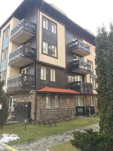 Private Two-bedroom Apartment At Bojurland Complex