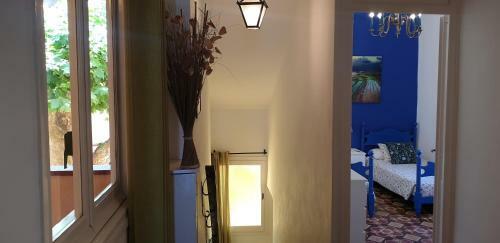 Apartamento Con Jard�n A 11 Metros de La Playa. Se.