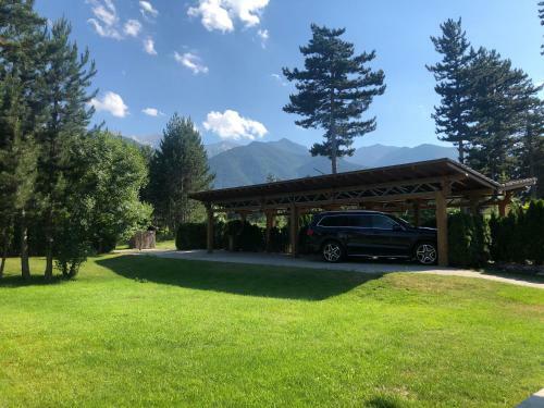 Villa Pirin Golf And Spa Luxury Chalet