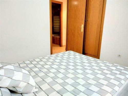 Apartamento Acv - Isla Park-1� Linea Planta 9 Frontal Interior