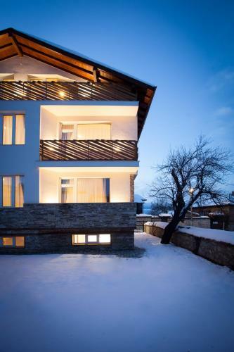 ???? ?? ????? ????????? Snowflake Chalet And Snowflake Lodge