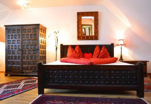 Hostal G�stehaus & Heuriger Turm Wachau