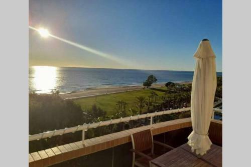 Apartamento Frontal En Primera L�nea de Playa En Marina Dor