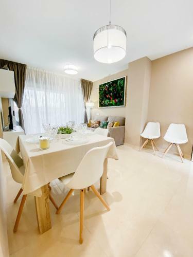 Apartamento Casa Lucero - Ivan Luxury Homes - 6�pta. - Sur - 1� Linea de Playa