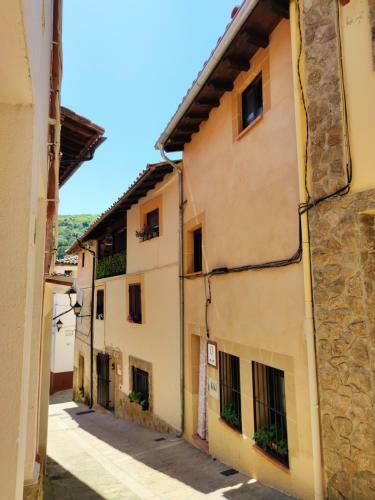 Casa Rural Mijoan