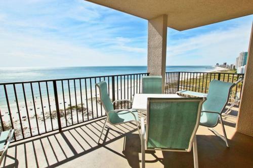 Phoenix East 1201 By Youngs Suncoast