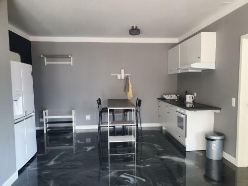Apartamento Idyll 80qm, 2,5 Zimmer,modern, Lichtdurchflutet,