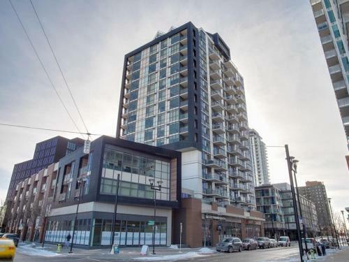 New Sweeping Views Luxury 2br Suite Pool Table, Rooftop Patio, Bbq, Coffee
