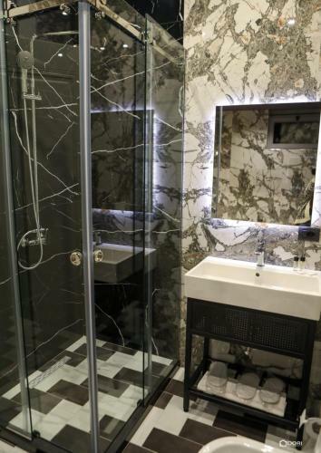 Secret Hotel,korce