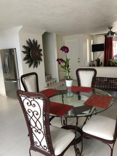 Casa Margarita Rooms Available